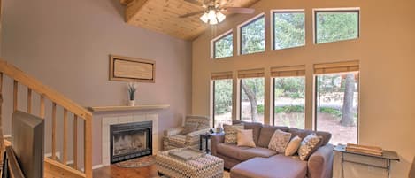 House (3 Bedrooms) | Front of property