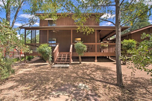 Forest-view Retreat in Payson, Close to Hiking!