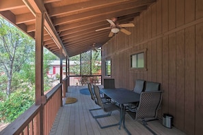 Interior - Forest-view Retreat in Payson, Close to Hiking! (Payson)