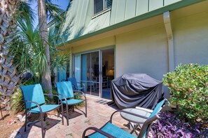 Interior - Close to Beach & Coligny Plaza: Hilton Head Condo! (Hilton Head Island)