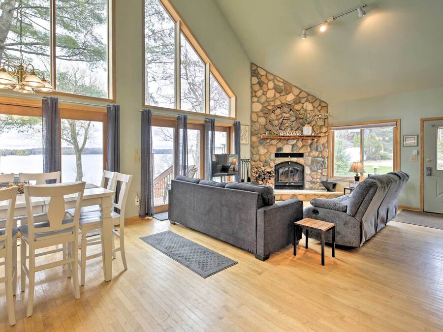 House (2 Bedrooms) | Interior