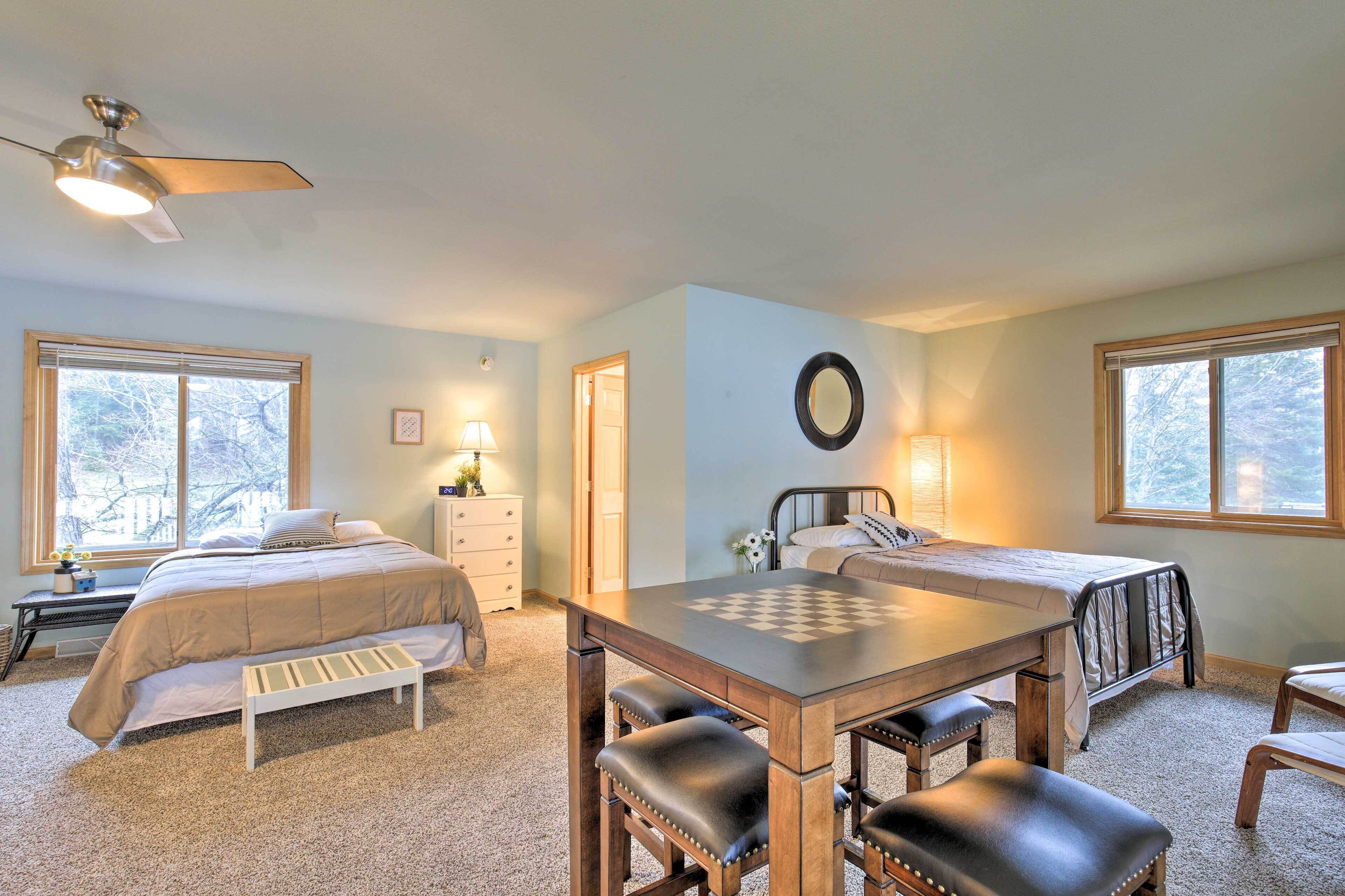 House (2 Bedrooms) | Interior