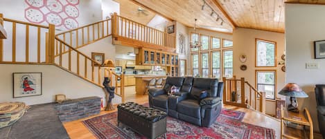 House (3 Bedrooms) | Interior