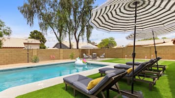 Casa (6 Bedrooms) | Vista frontal de la propiedad