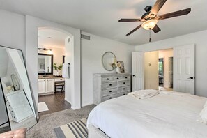 Rumah (6 Bedrooms) | Interior