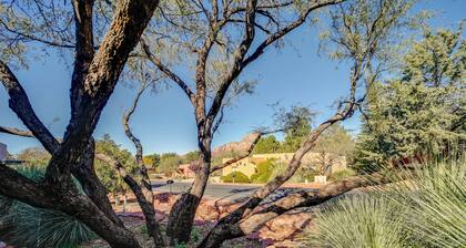 Red Rock Mtn View & Fire Pit: Central Sedona Home!