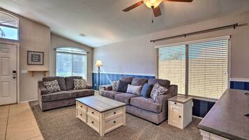 House (4 Bedrooms) | Interior