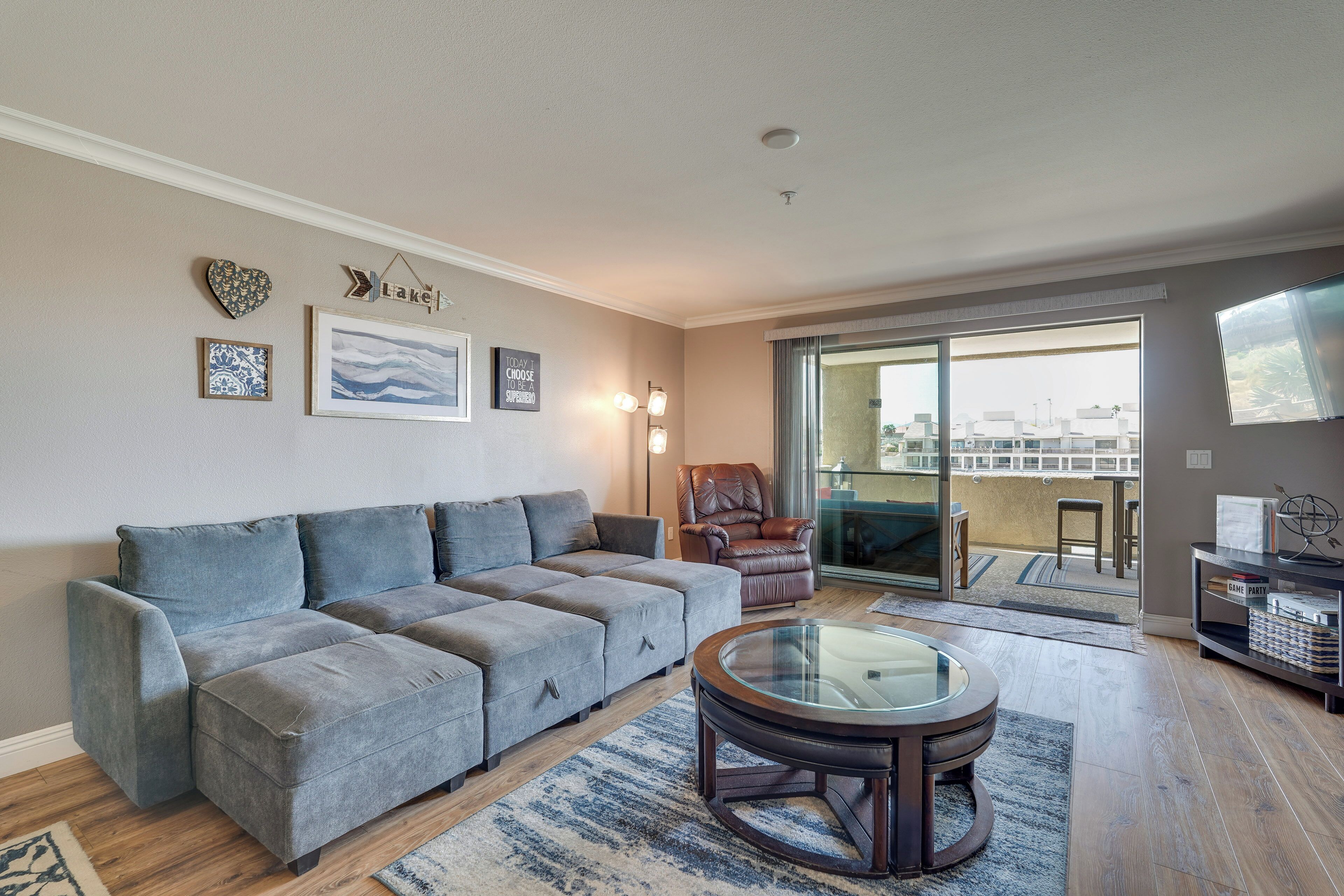 Apartment (2 Bedrooms) | Bahagian dalam