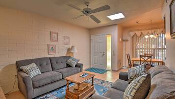 Apartment (1 Bedroom) | Interior