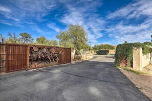 Cottage (1 Bedroom) | Interior - Hike, Shop & Unwind: Tucson Home w/ Hot Tub Access (Tucson)