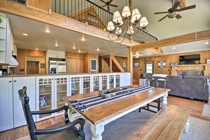 House (4 Bedrooms) | Interior - The Front Porch 20-acre Country Home w/ Mtn View (Roberts)