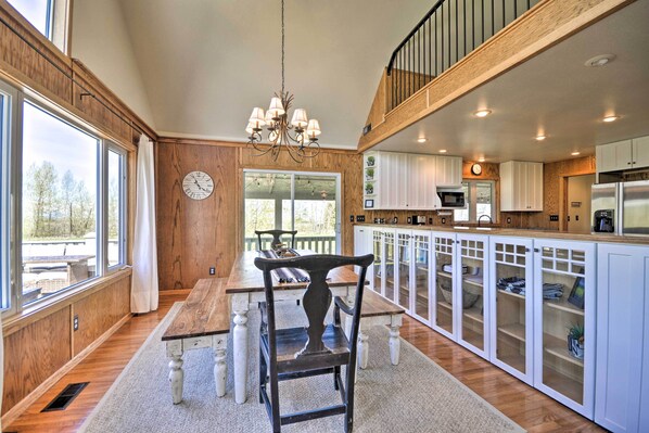 House (4 Bedrooms) | Interior