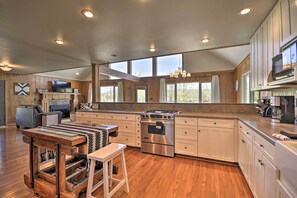 บ้านพัก (4 Bedrooms) | ภายใน