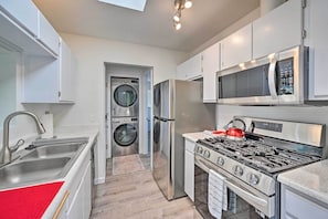 平房 (2 Bedrooms) | 私人廚房 | 微波爐、烤箱、爐台、洗碗機