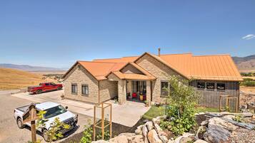 ุงูู
ูุดุฃุฉ ู
ู ุงูุฏุงุฎู