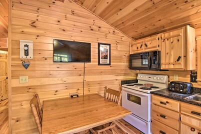 Cozy Anchors Away Cabin Hideaway w/ Fire Pit!
