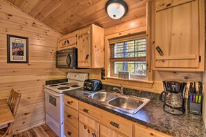 House (1 Bedroom) | Interior