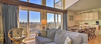 Adventure Home: Trails, Pool, Gym & Tennis Access