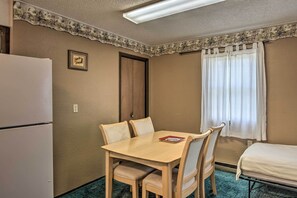 Apartment (1 Bedroom) | Interior