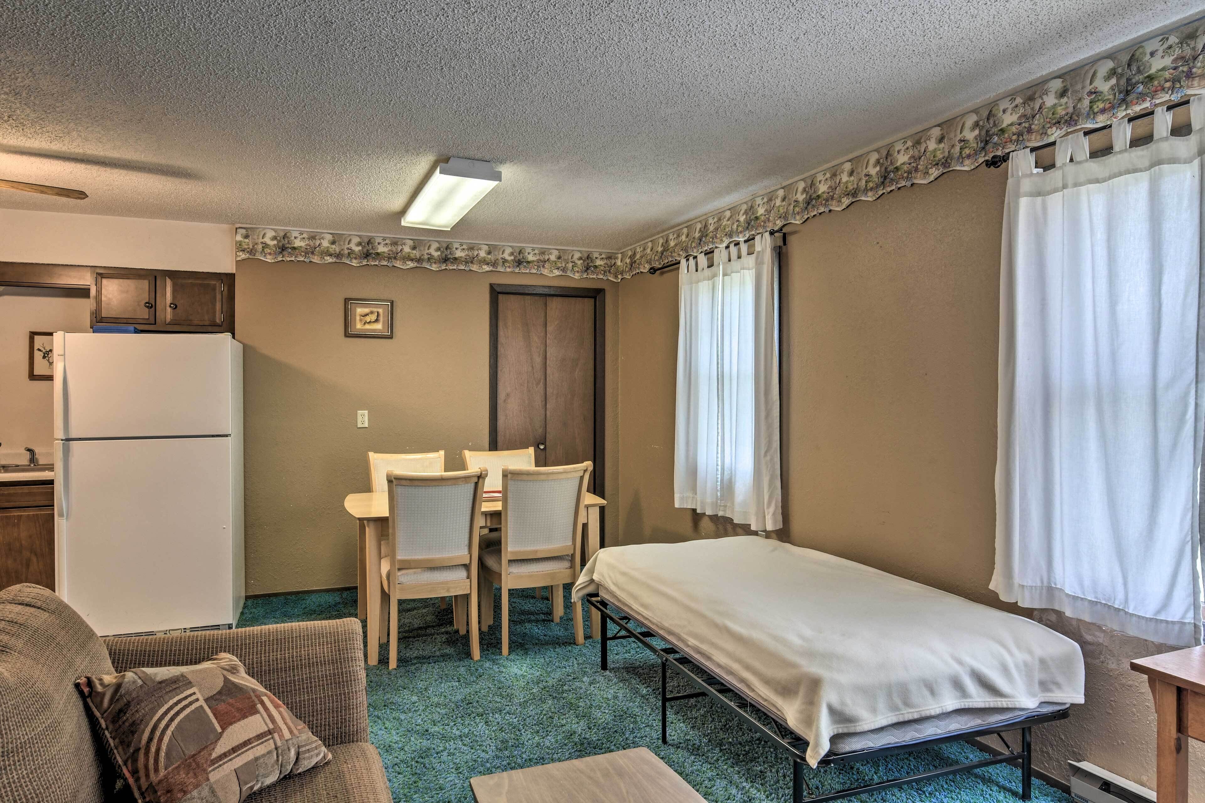 Apartment (1 Bedroom) | Interior