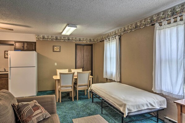 Apartment (1 Bedroom) | Interior