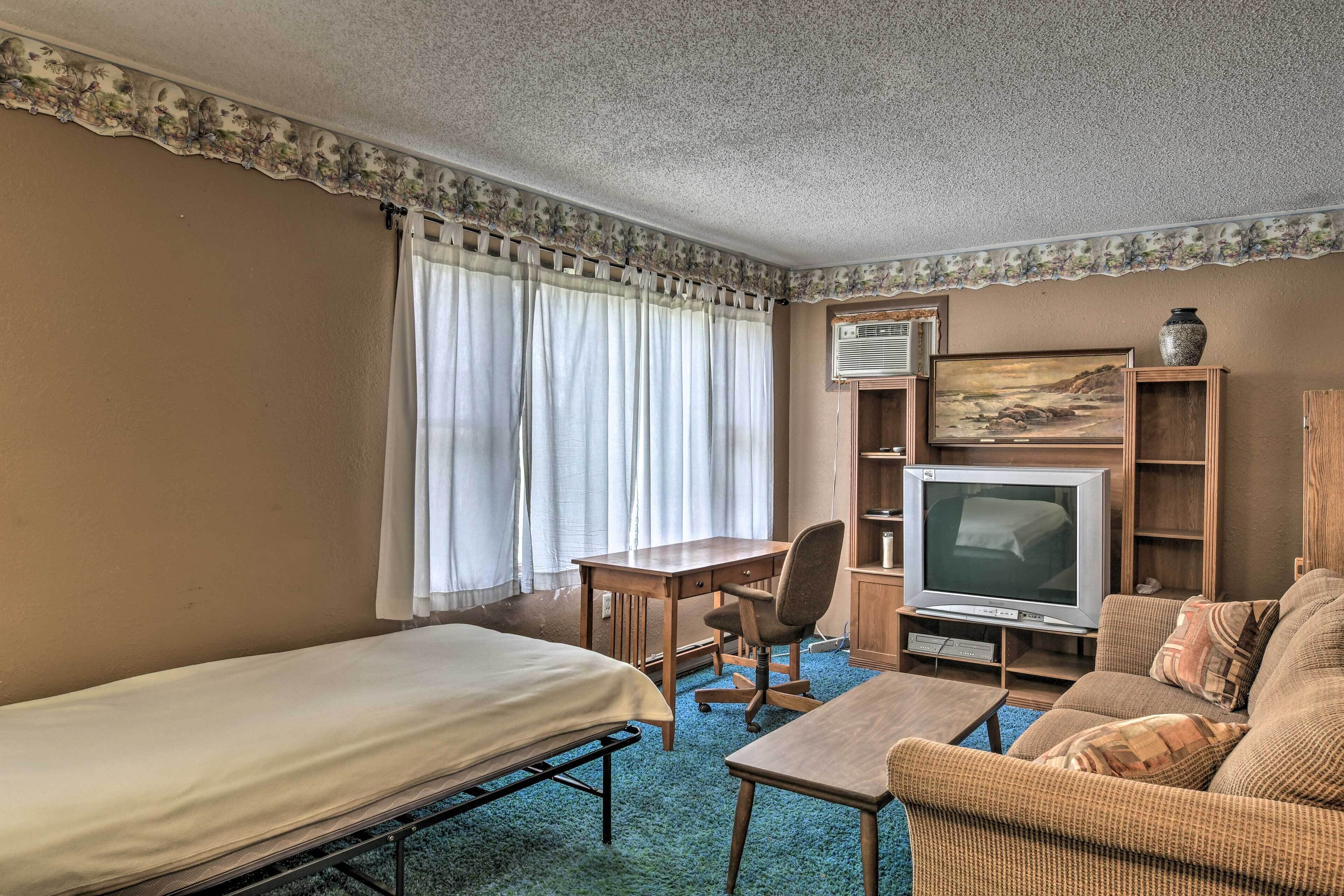 Apartment (1 Bedroom) | Interior