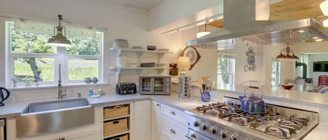 Cottage (4 Bedrooms) | Interior