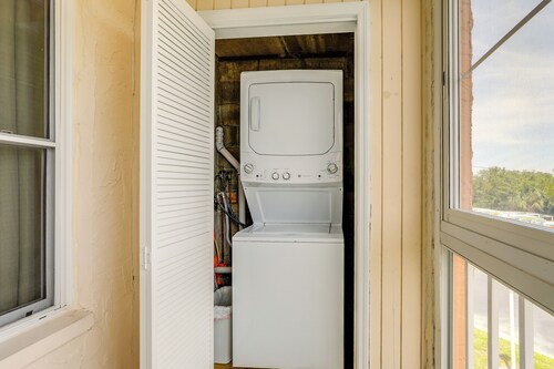 Largo Condo < 3 Mi to Indian Rocks Beach!