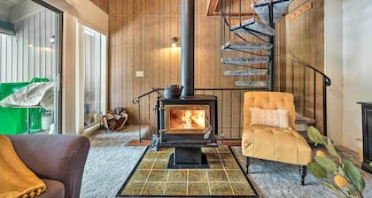 Pinecrest Retreat With Fireplace!