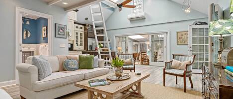 Mökki (1 Bedroom) | Oleskelualue | Televisio