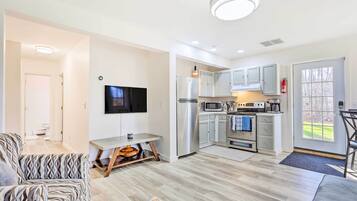 Apartment (1 Bedroom) | Interior