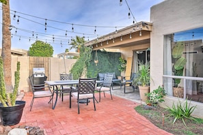 Interior - 'La Casa Linda' - Litchfield Park Townhome! (Litchfield Park)