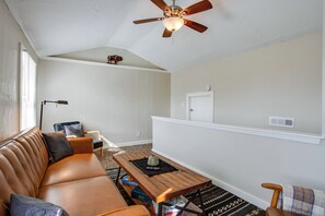 Casa (2 Bedrooms) | Interior