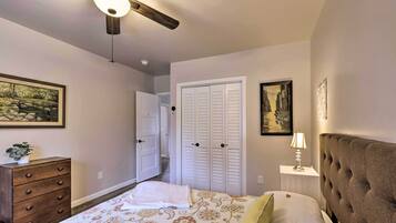 Cottage (2 Bedrooms) | Interior