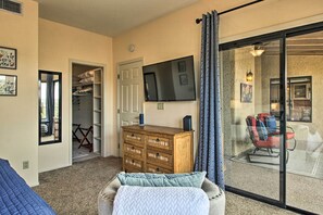 Apartment (3 Bedrooms) | Interior - Oro Valley Getaway w/ Patio, BBQ & Mountain Views! (Oro Valley)
