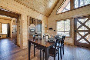 บ้านพัก (2 Bedrooms) | ภายใน