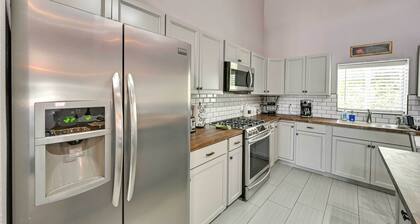 Somerton Home With Fireplaces - Near Casino!