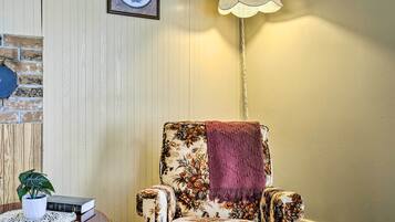 House (1 Bedroom) | Interior