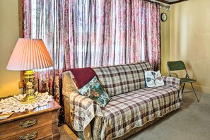 House (1 Bedroom) | Interior