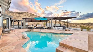 House (2 Bedrooms) | Pool | Outdoor pool