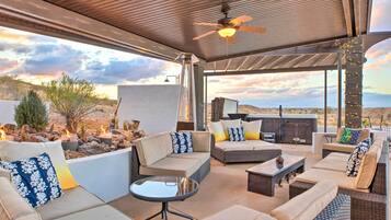 House (2 Bedrooms) | Interior