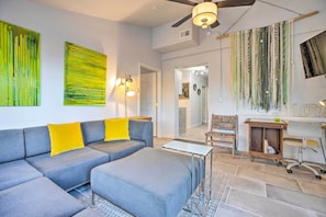 House (2 Bedrooms) | Interior - 11 Mi to Dtwn Phoenix! Mtn-view Retreat w/ Hot Tub (Laveen)