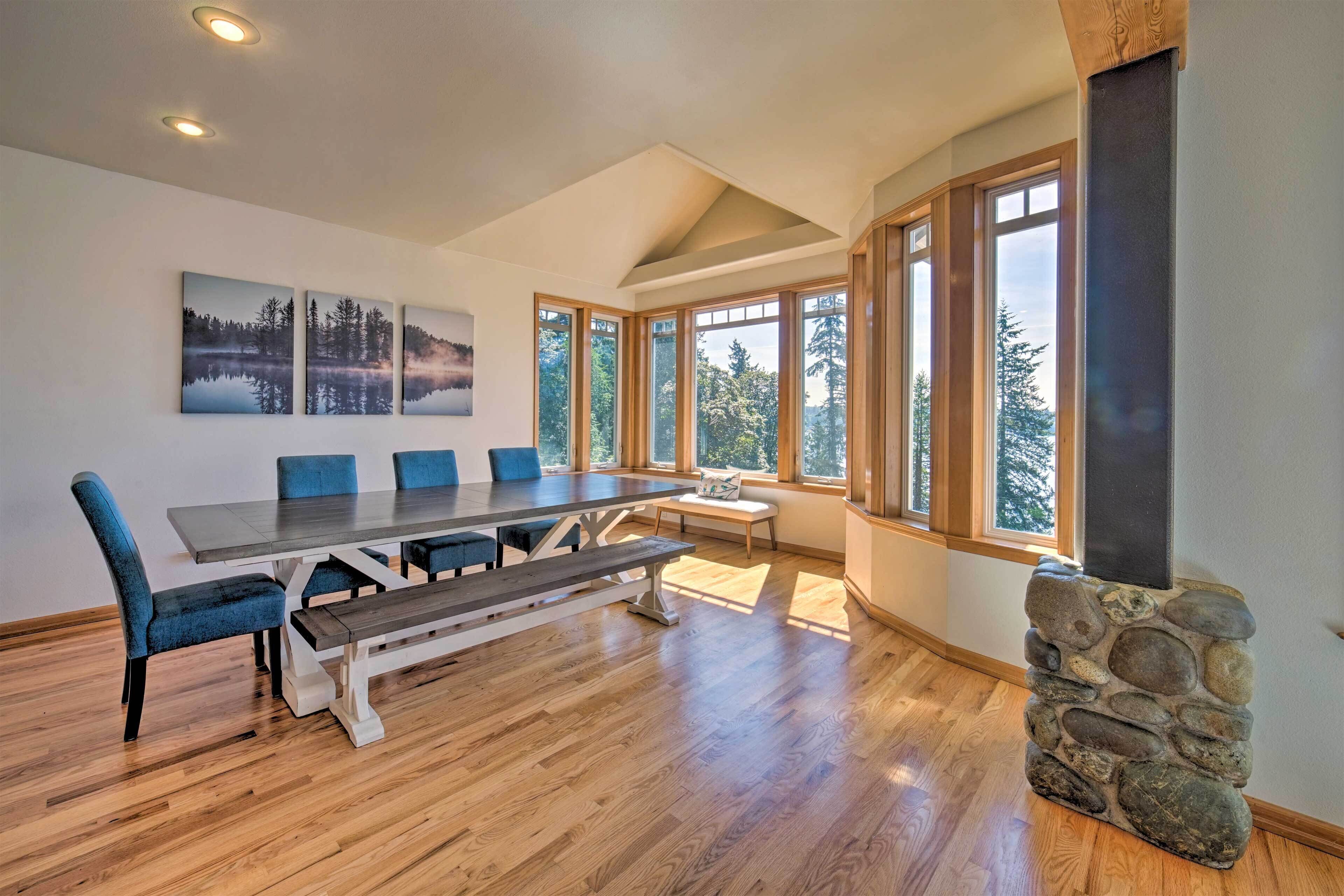 House (5 Bedrooms) | Interior