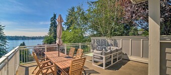 Spacious Lake Stevens Home w/ Fire Pit, Patio