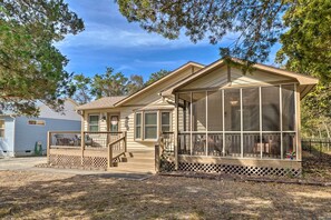 House (3 Bedrooms) | Interior - Oak Island Getaway w/ Yard - Walk to Beach! (Oak Island)