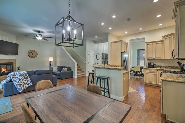 House (4 Bedrooms) | Interior
