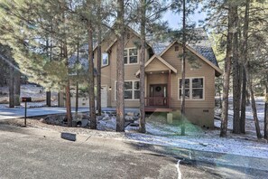 House (4 Bedrooms) | Interior - Flagstaff Family Getaway ~ 4 Miles to Downtown! (Flagstaff)
