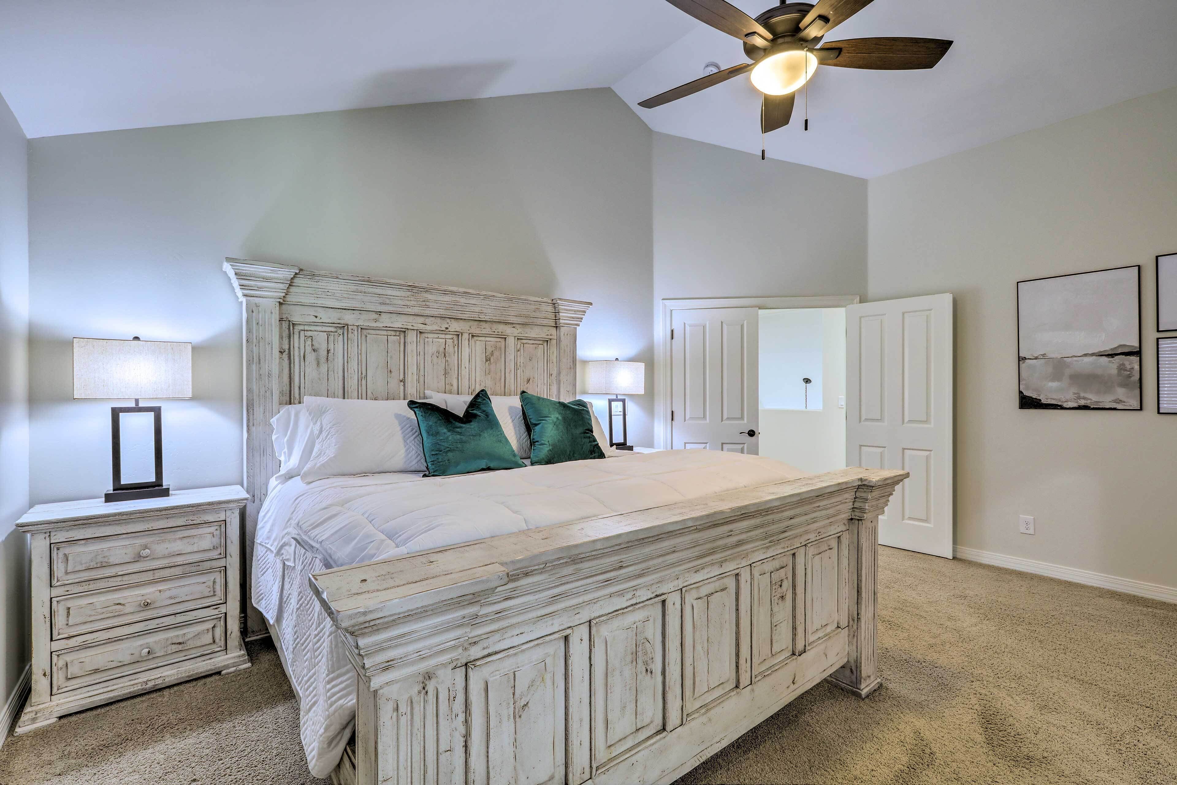 House (4 Bedrooms) | Interior