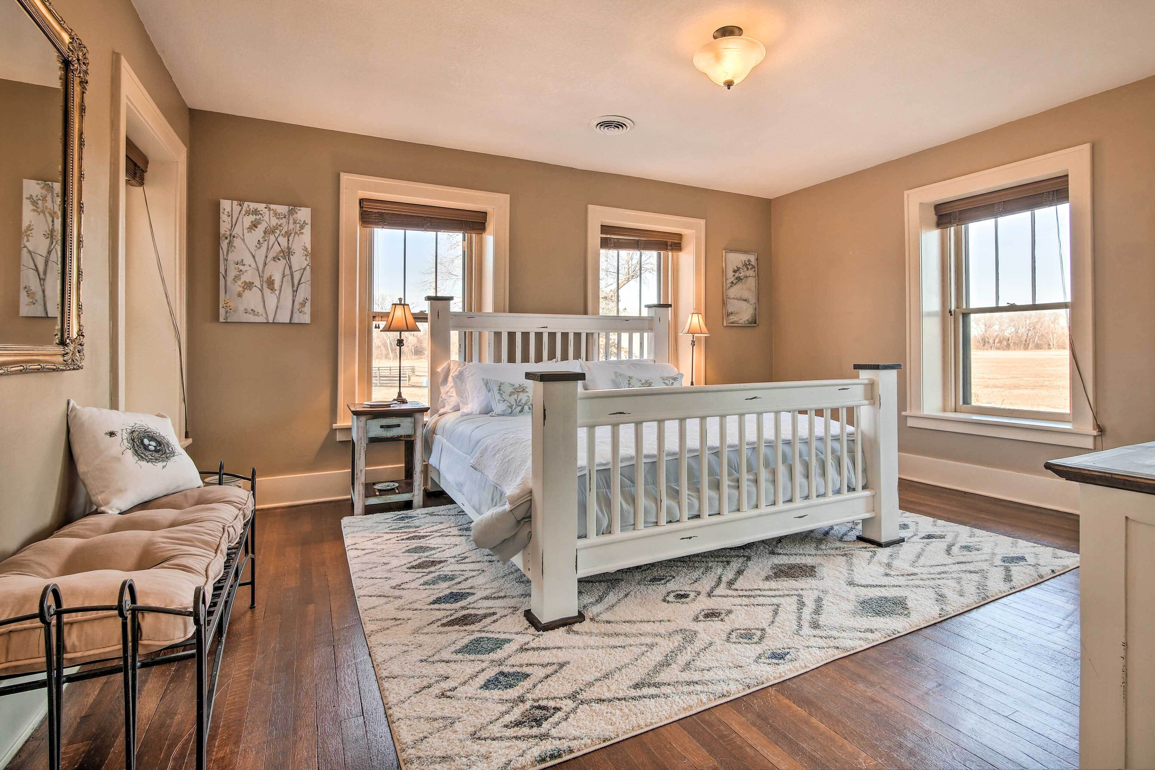 House (3 Bedrooms) | Interior