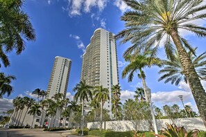 Apartment (2 Bedrooms) | Interior - Heated Pool Access! Waterfront Fort Myers Condo (Fort Myers)
